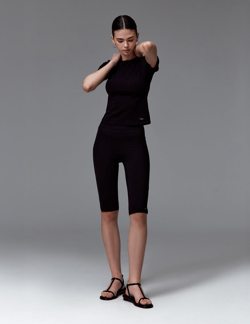 NEW BASIC CAPRI LEGGINGS WITH SLIT