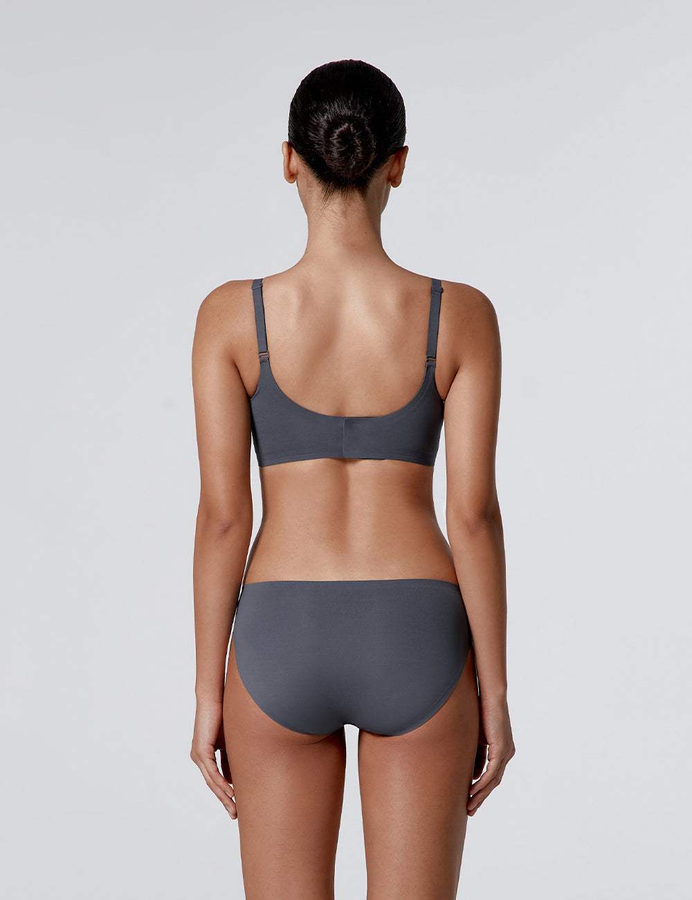 ブルーチャコール
